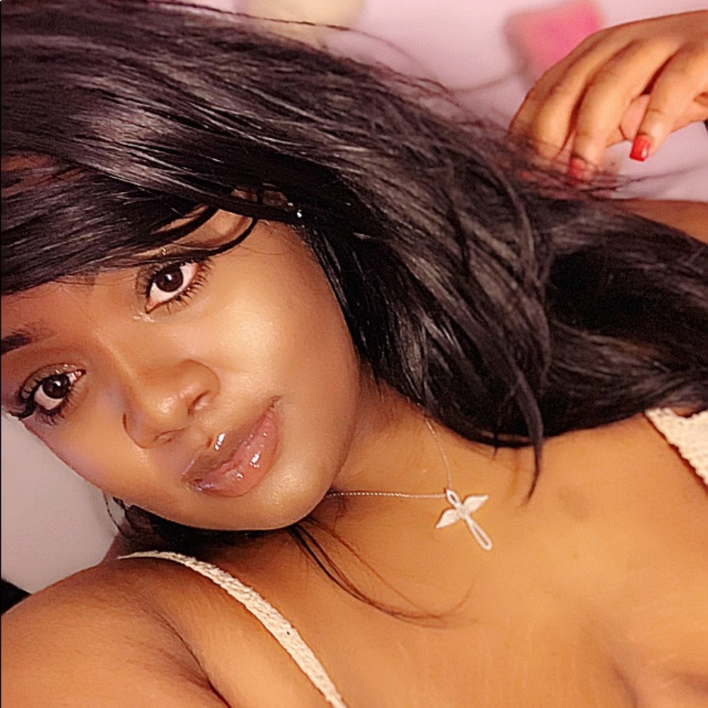 Meet your Posher, Arianna
